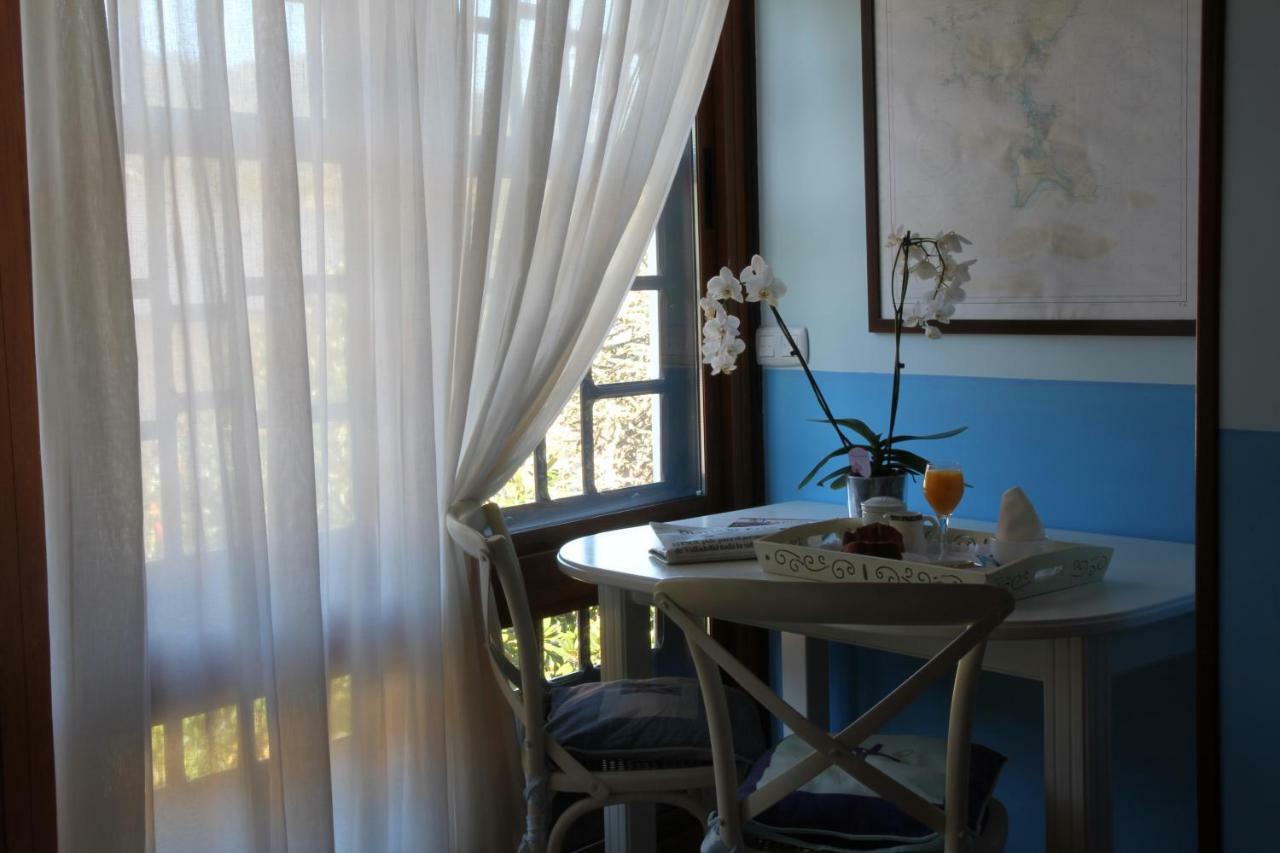 Micro-Hostal La Puerta Del Perdon Вильяфранка-дель-Бьерсо Экстерьер фото