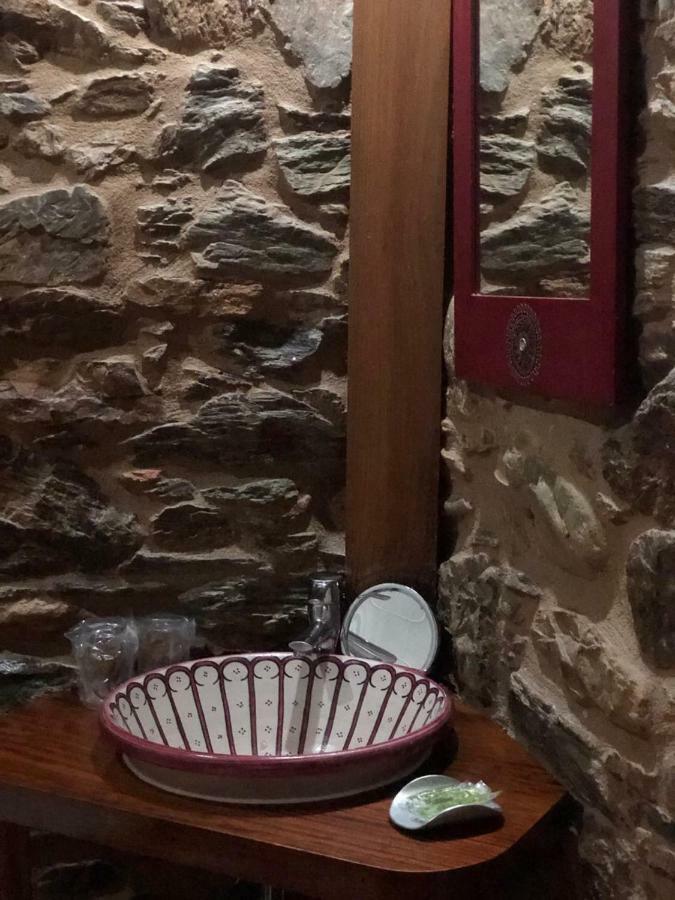 Micro-Hostal La Puerta Del Perdon Вильяфранка-дель-Бьерсо Экстерьер фото